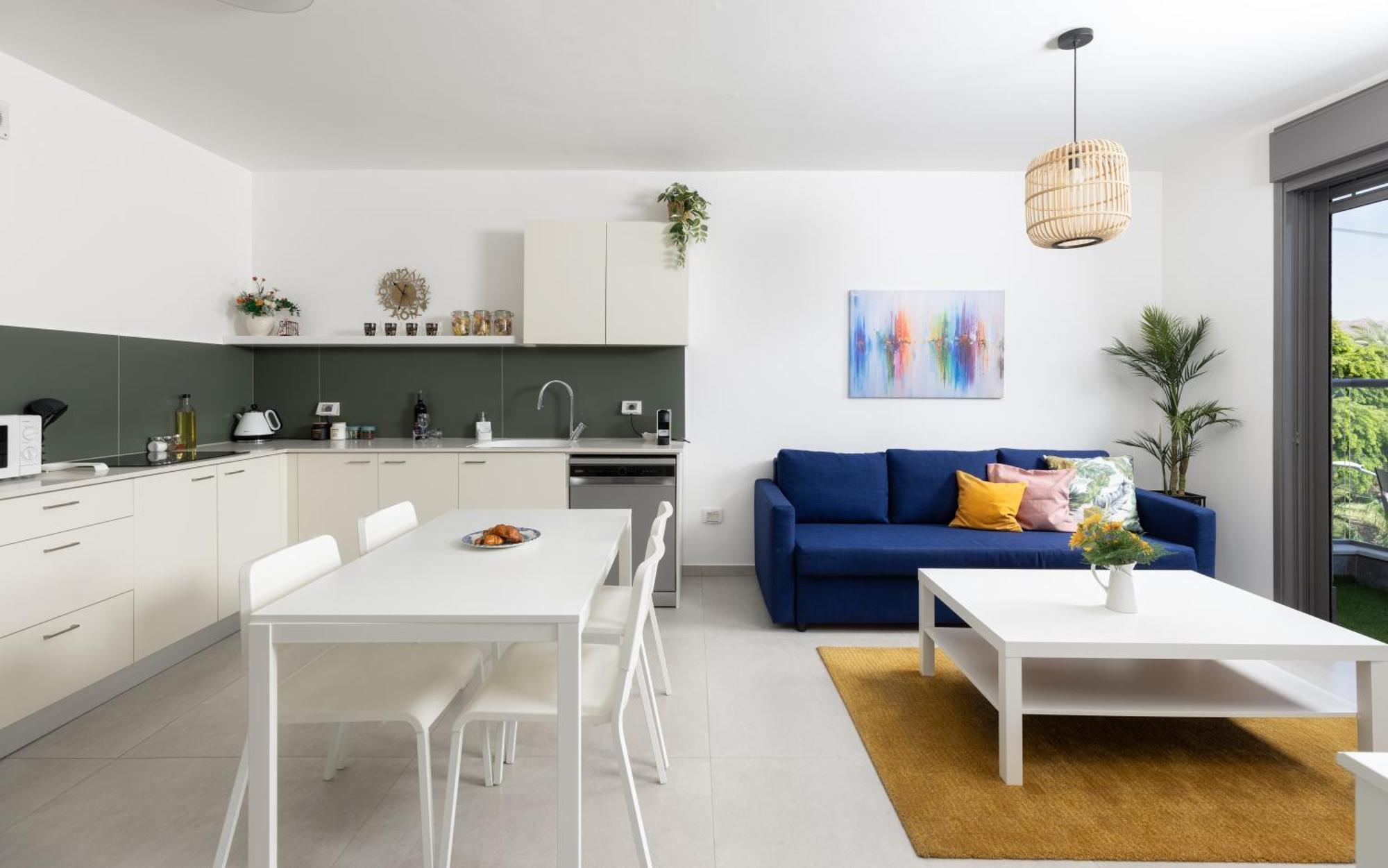 Apartment Blue Space - Steps From The - By Seaelo